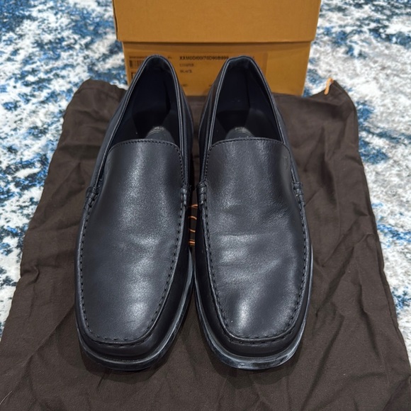 Black Leather Men's Loafers - Picture 1 of 5
